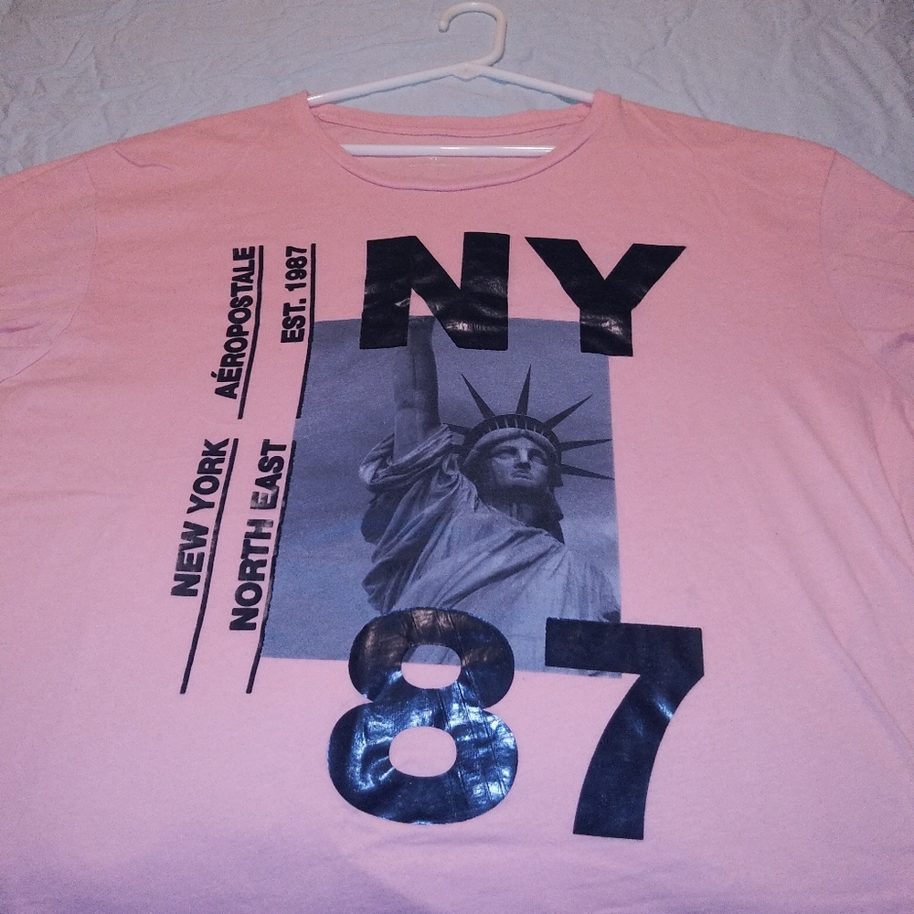 Aeropostale tee shirt